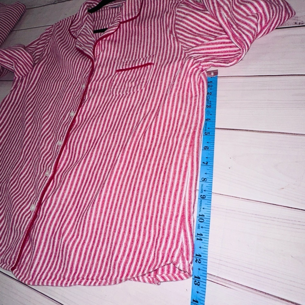 Liz Claiborne Red & White Pinstripe Pajama Set | Size M Classic Cute Comfortable - Picture 9 of 11
